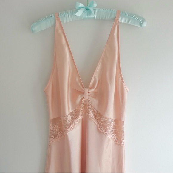 1990s Vintage Enchanted Peach Full Length Slip Dress - Picture 4 of 7